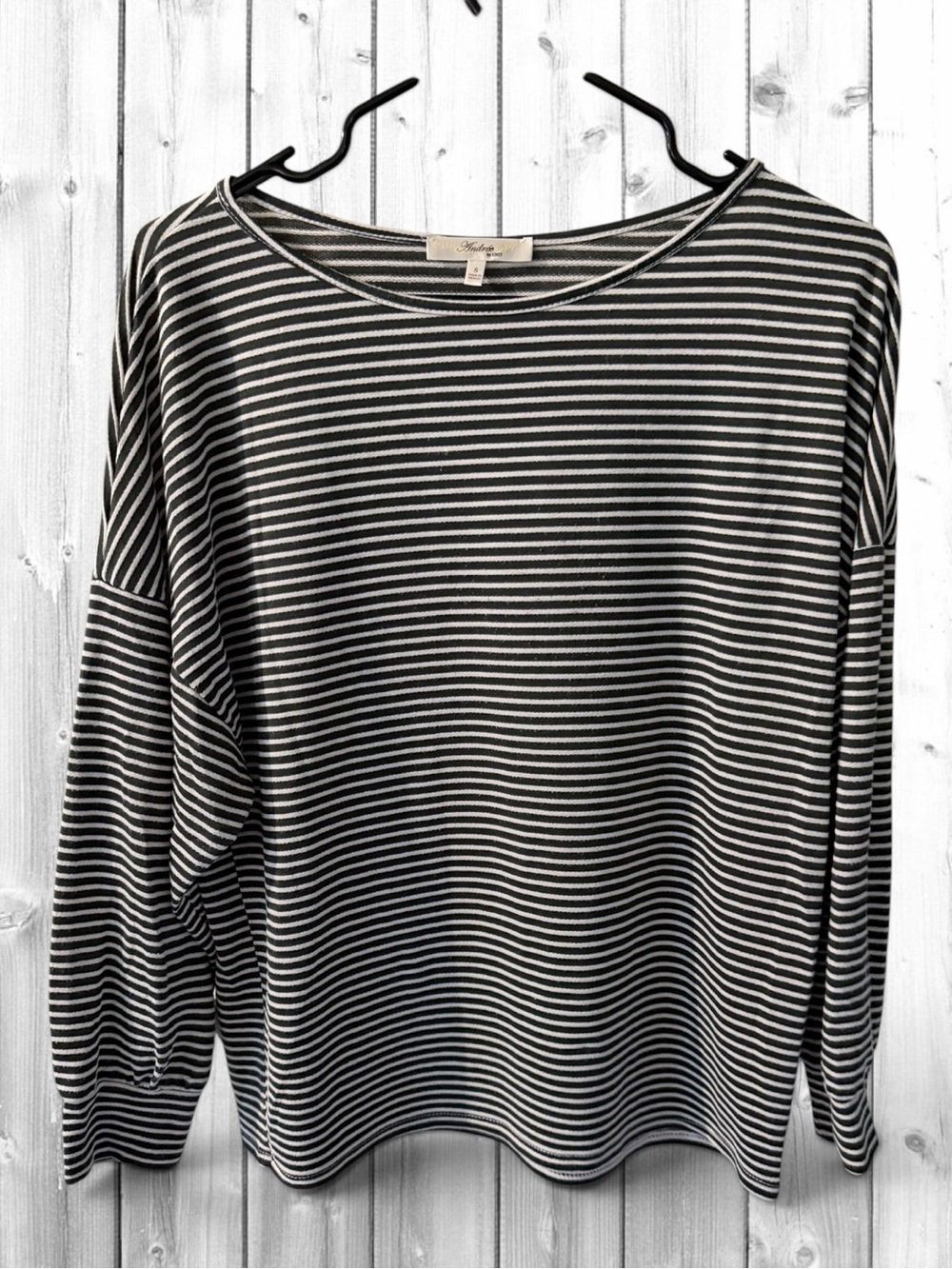 🌼ANDREE BY UNIT Black & White Striped Long-Sleeve Top